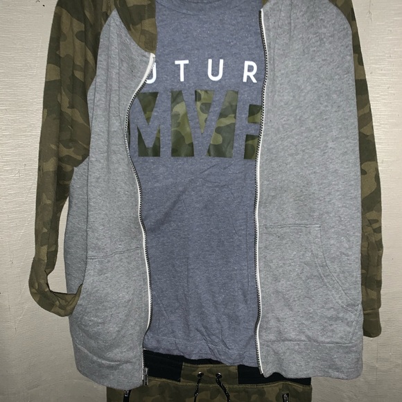 ⚠️SOLD⚠️ O.N. Camo 3pc Sweatsuit YOUTH - Picture 4 of 7